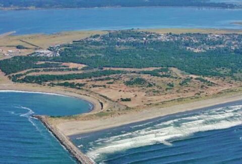 <p>Mike Coverdale Photo</p> The former Links Scottish-style development property abuts a portion of Half Moon Bay and Pacific Ocean frontage adjacent to Westhaven State Park near the South Jetty.
